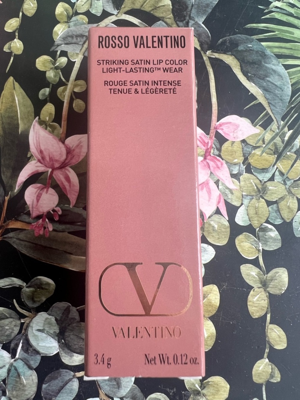Valentino Rosso Satin Lipstick — 190R Walk On The Wild Side IN BOX✨ - Picture 15 of 15